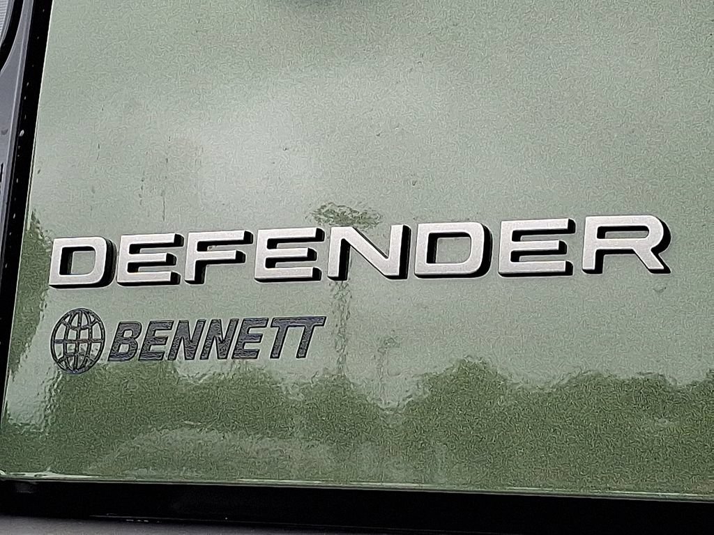New 2026 Land Rover Defender 110 S AWD/4WD image 21