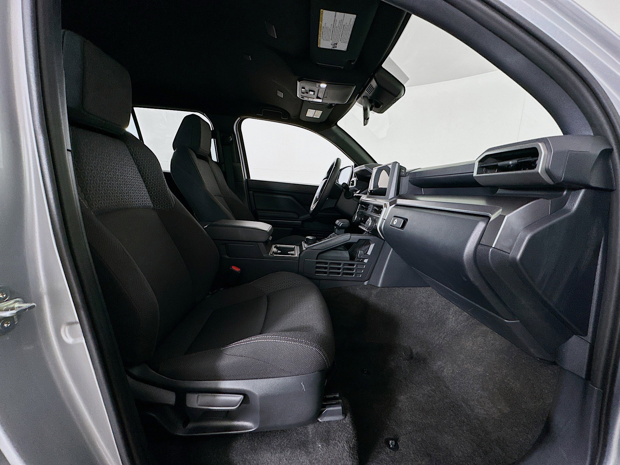 Used 2025 Toyota 4Runner SR5 image 29