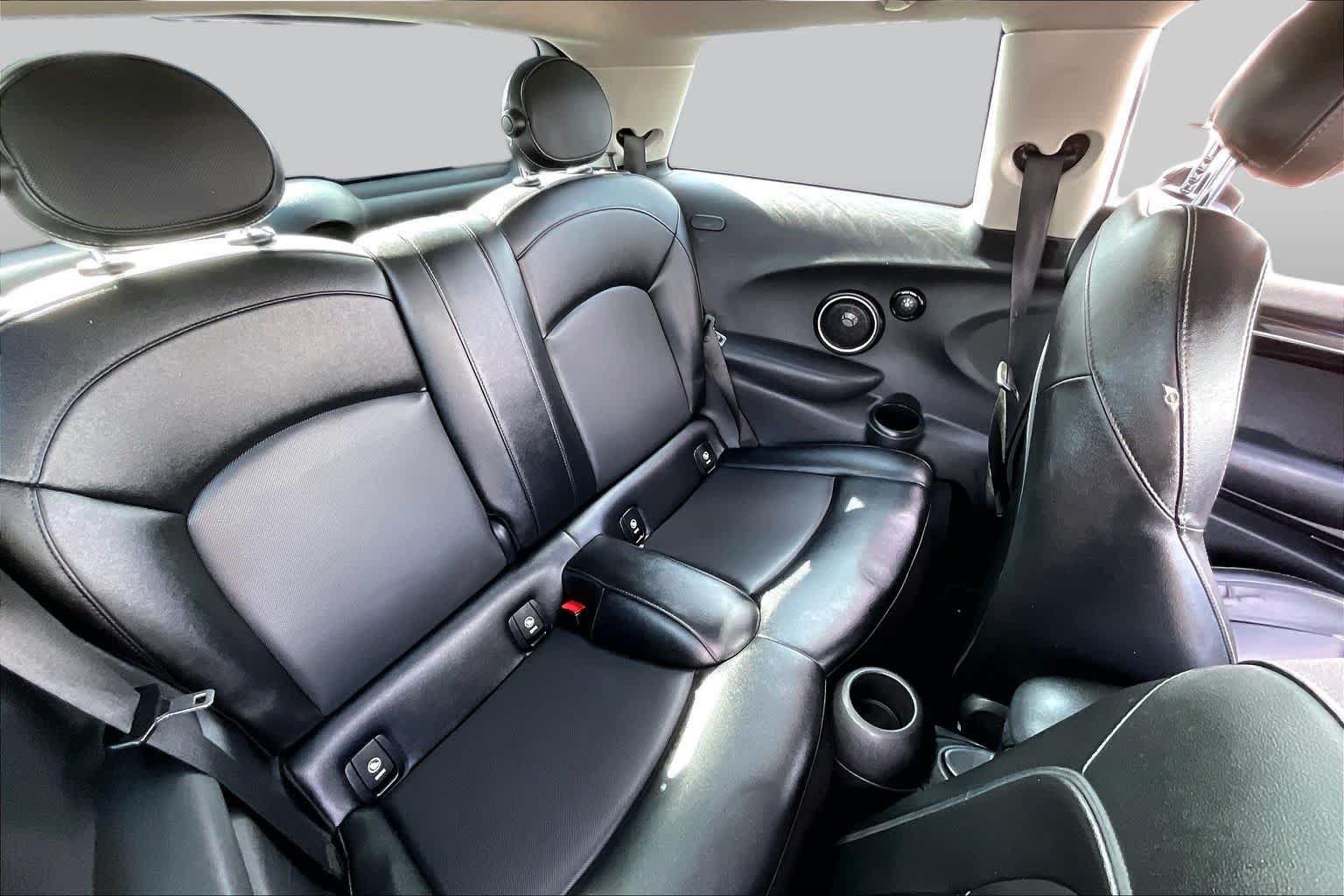 Used 2015 MINI Cooper S FWD image 16