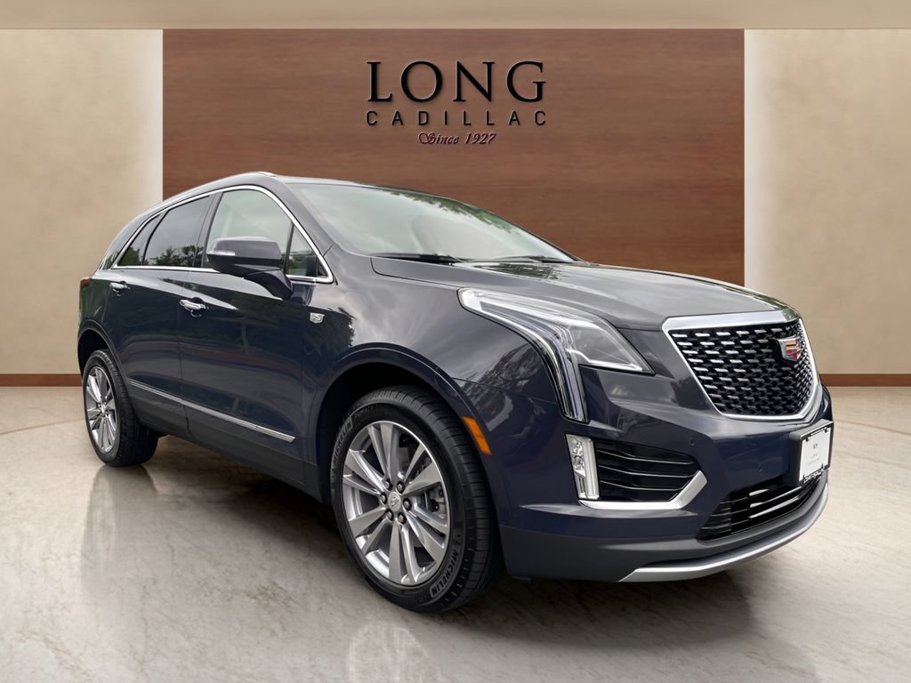 Certified 2025 Cadillac XT5 Premium Luxury AWD/4WD image 7