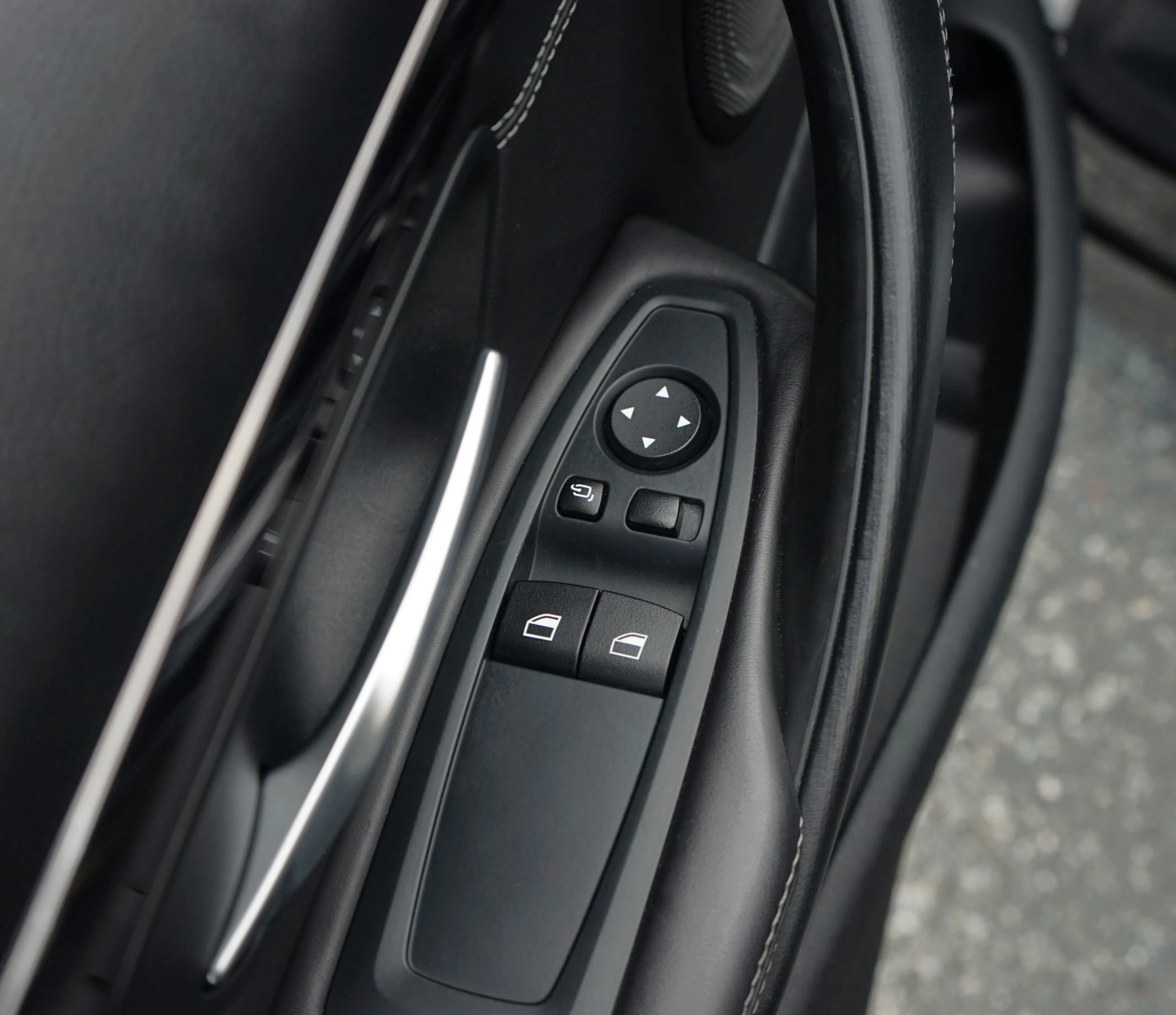 Used 2016 BMW M4 Coupe w/ Competition Package image 12