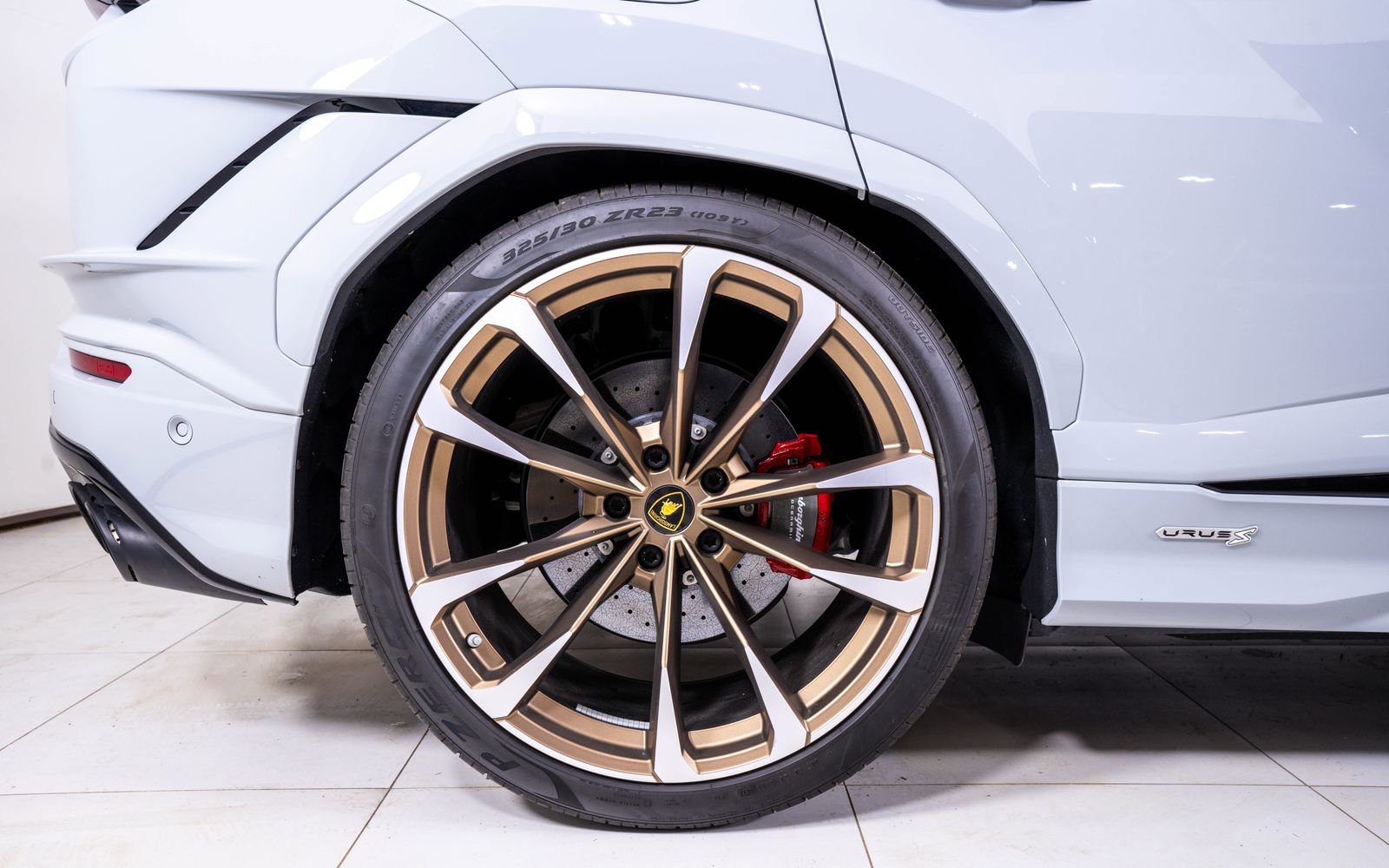 Used 2023 Lamborghini Urus S AWD/4WD image 13
