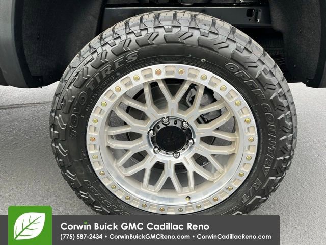 New 2025 GMC Canyon AT4 w/ Technology Plus Package image 11