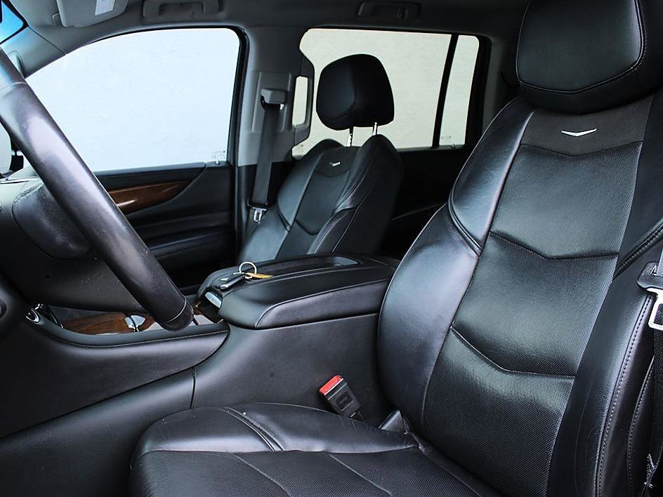 Used 2019 Cadillac Escalade ESV 2WD image 21