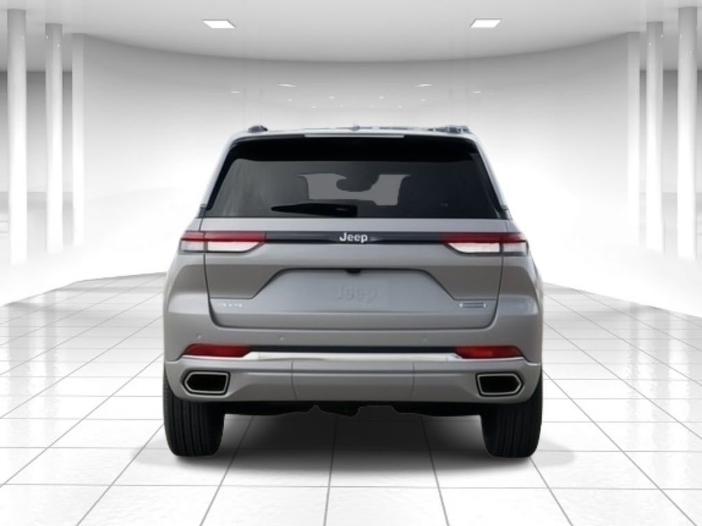 New 2025 Jeep Grand Cherokee Overland image 7