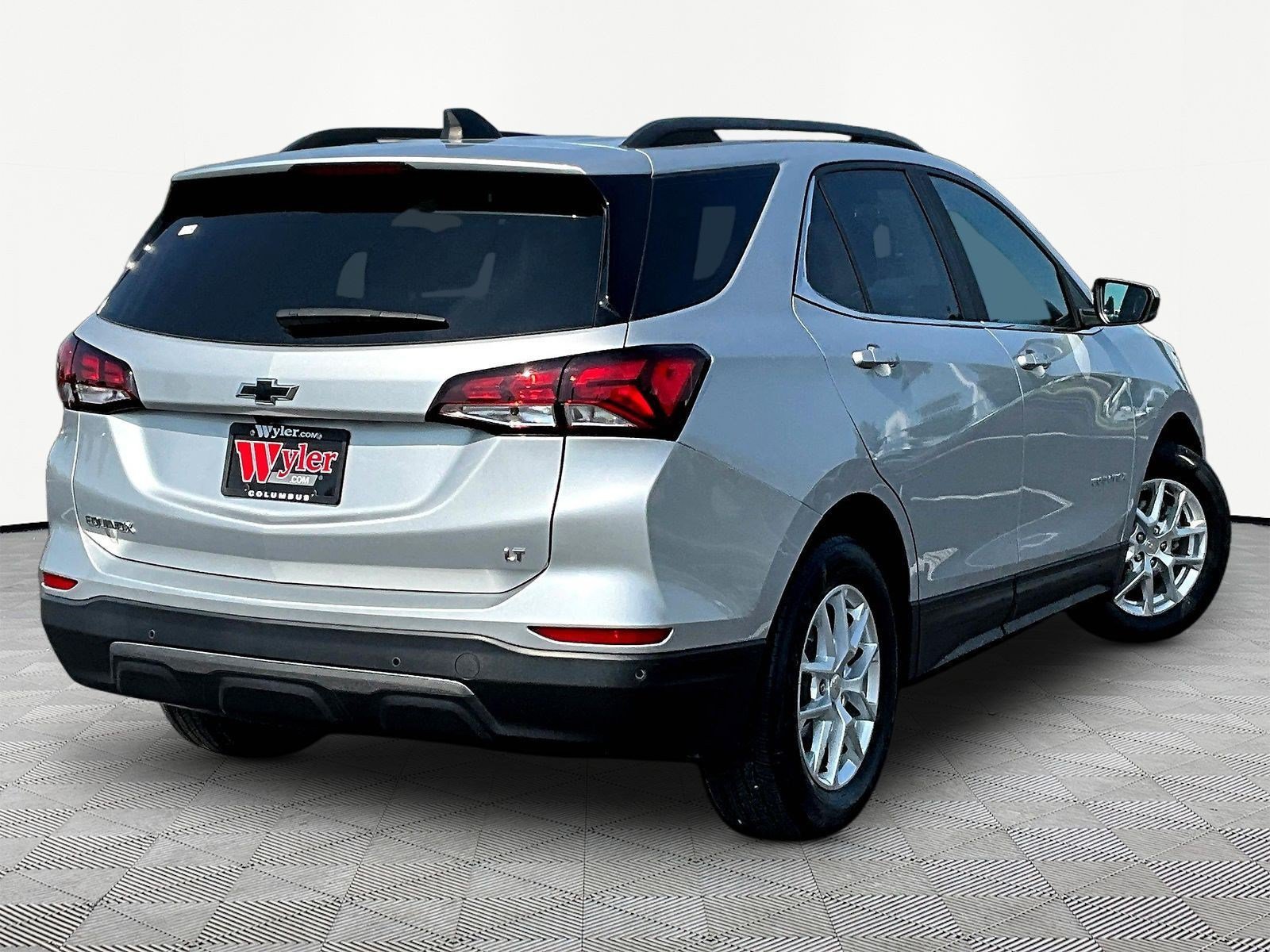 Used 2022 Chevrolet Equinox LT FWD image 6