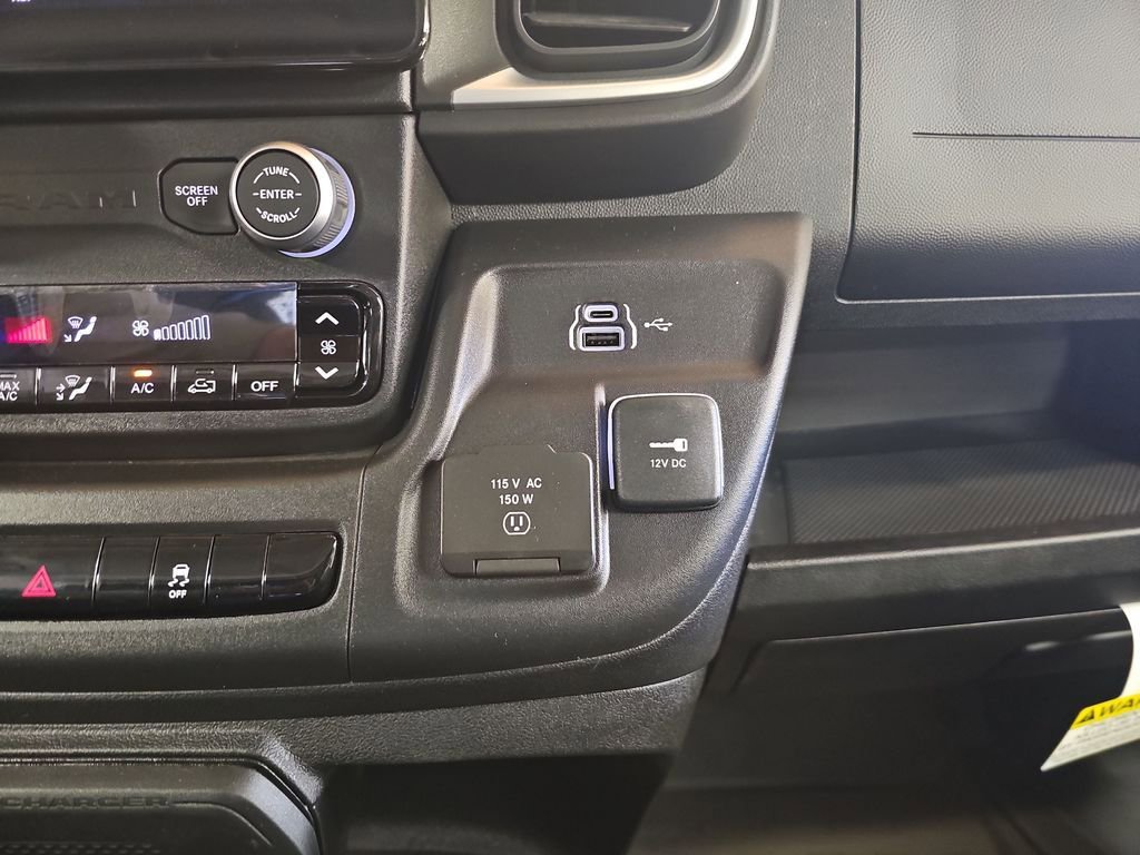 New 2025 RAM ProMaster 1500 w/ Quick Order Package 22G SLT image 24