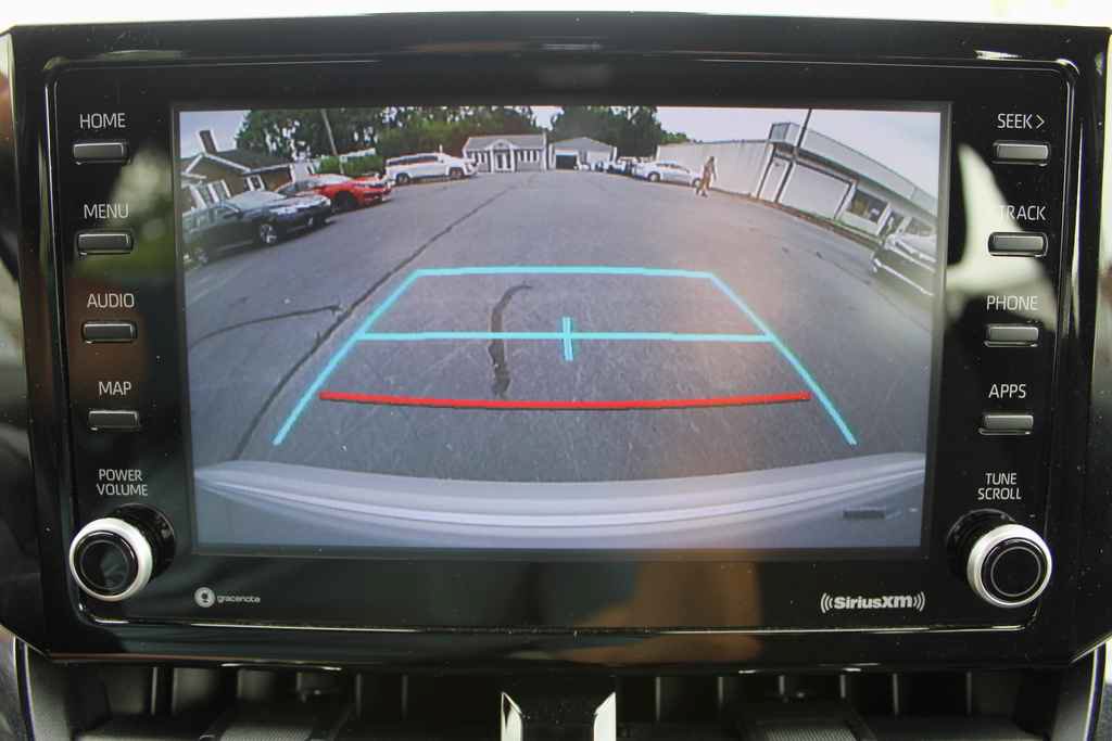 Used 2022 Toyota Corolla SE FWD image 13