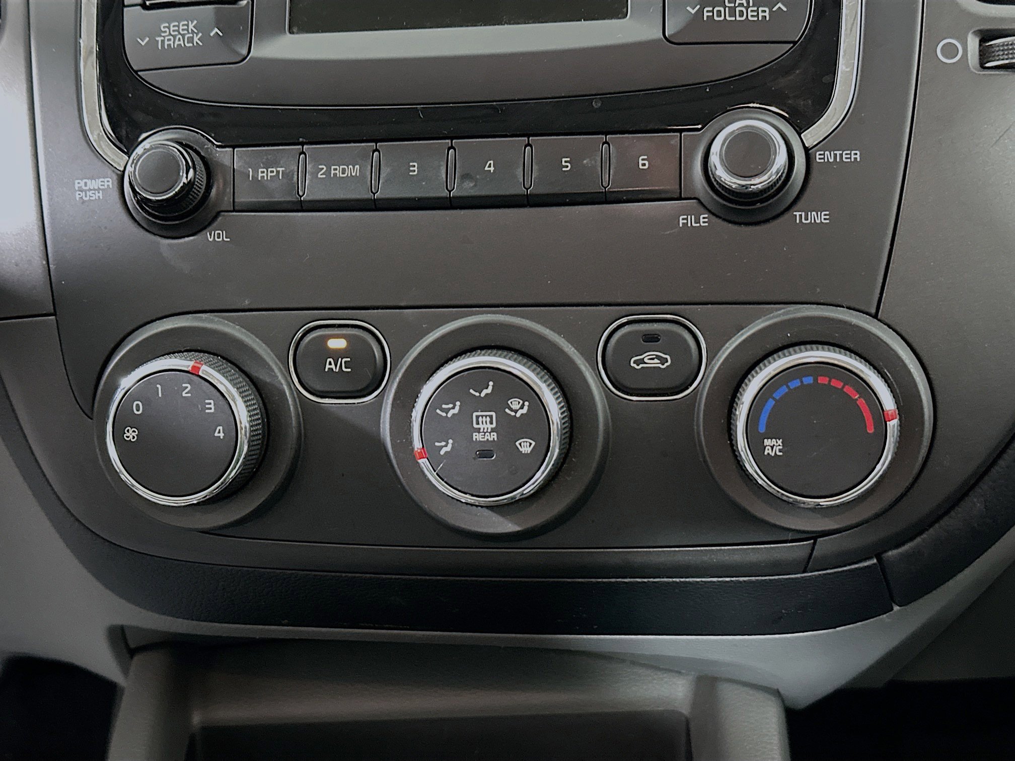 Used 2017 Kia Forte LX image 21