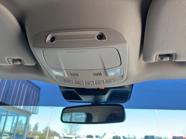 Used 2024 Ford Expedition XLT image 7