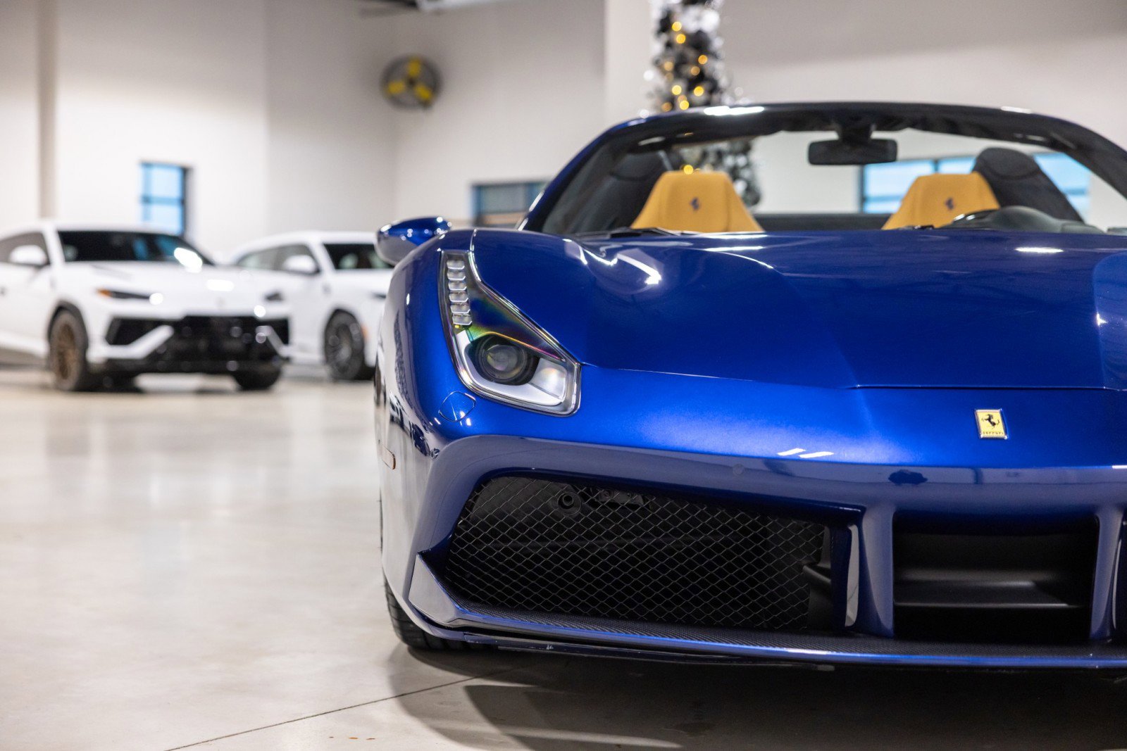 Used 2019 Ferrari 488 Spider image 25