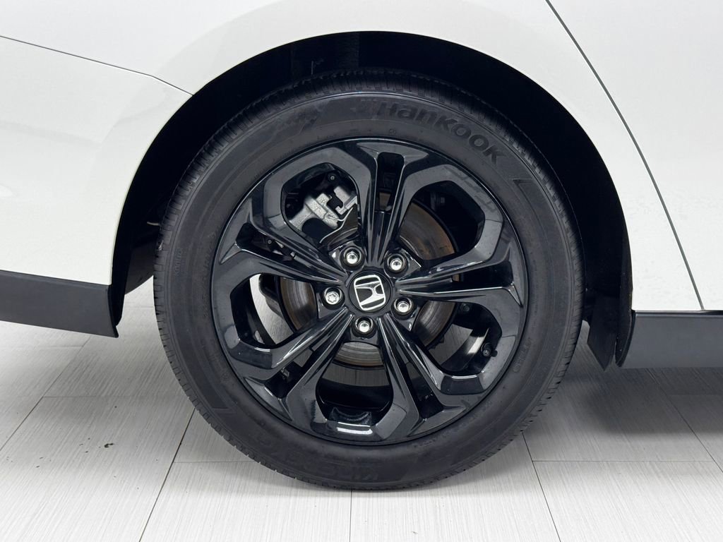 Used 2025 Honda Accord SE image 41