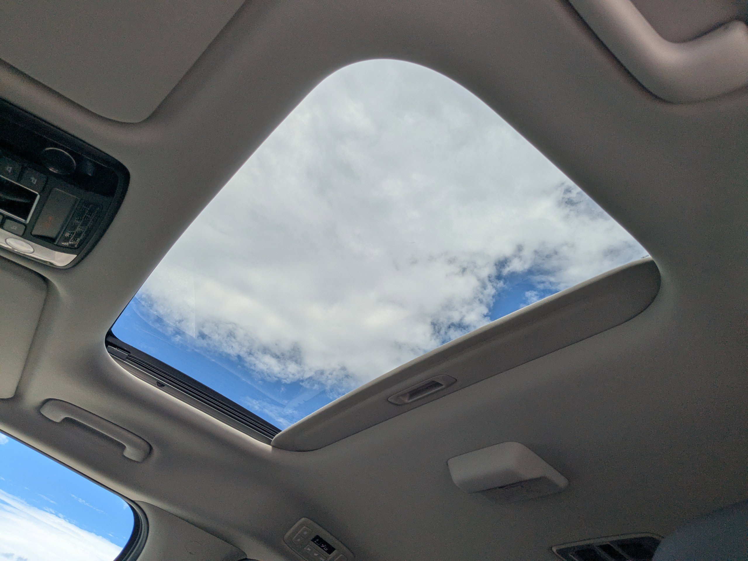 New 2026 Kia Carnival SX image 24