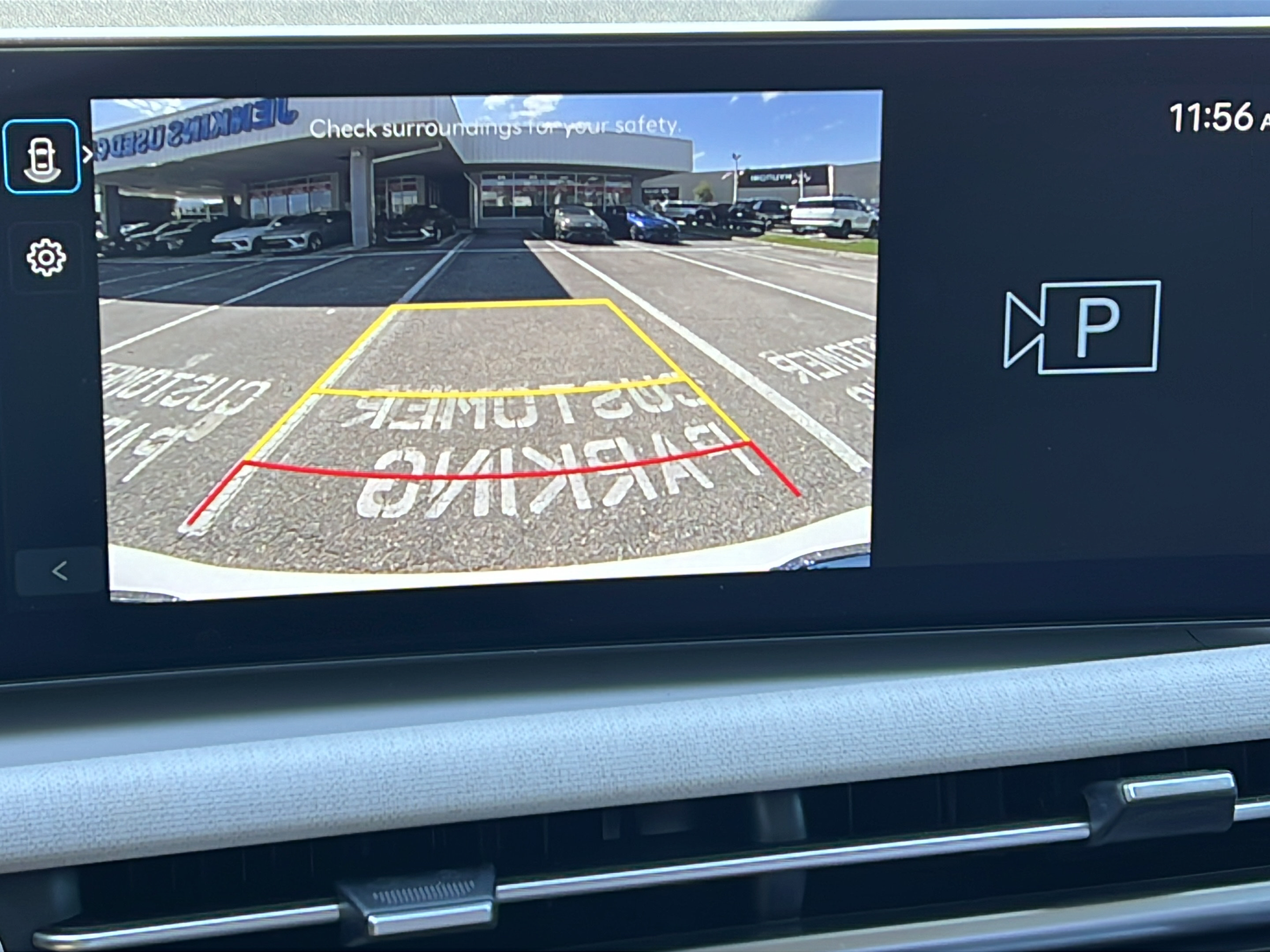 Certified 2025 Hyundai Tucson SEL AWD/4WD image 17