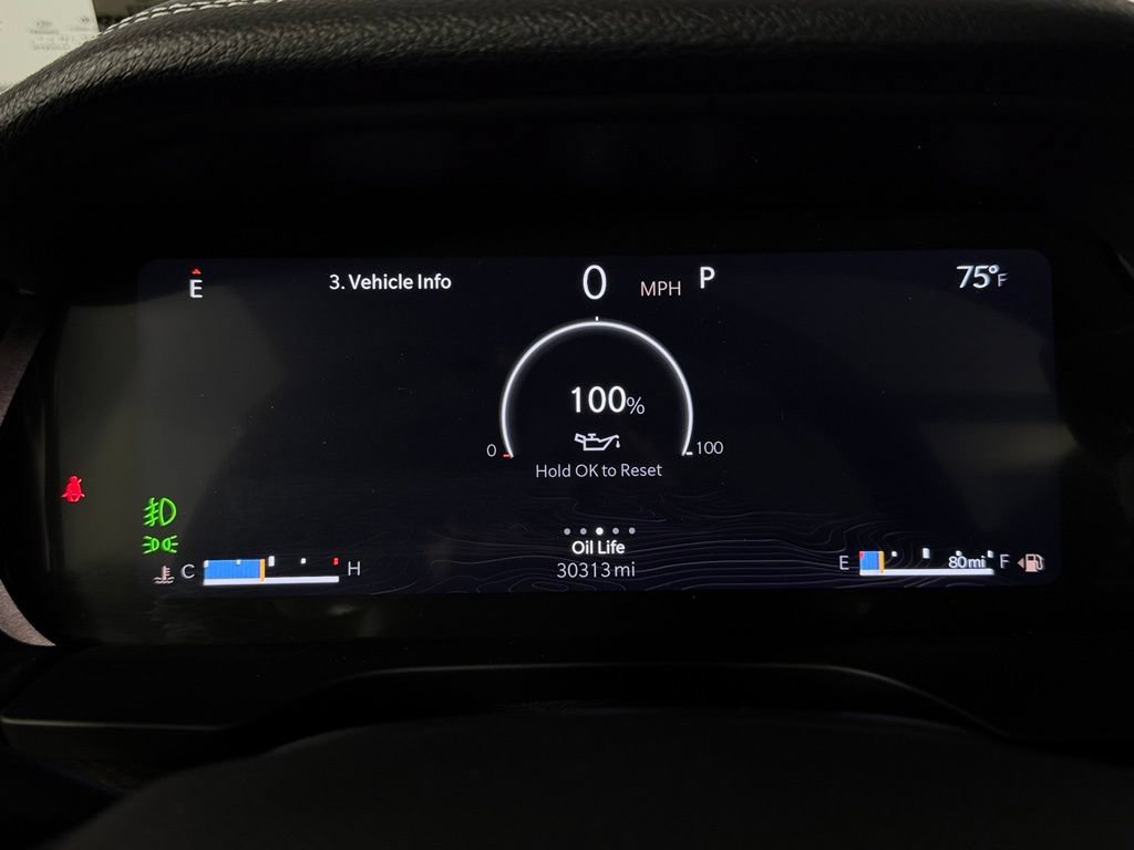 Certified 2025 Jeep Grand Cherokee Limited w/ Luxury Tech Group II AWD/4WD image 15