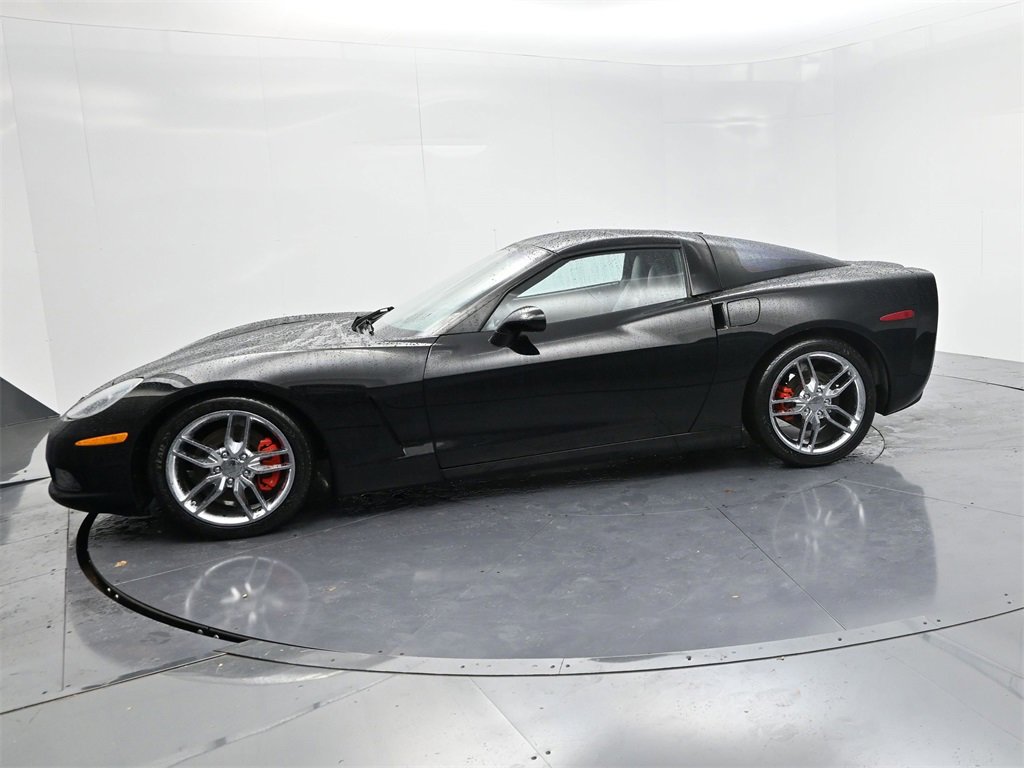 Used 2005 Chevrolet Corvette Coupe w/ Preferred Equipment Group image 4