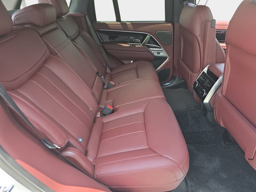 New 2026 Land Rover Range Rover SE AWD/4WD image 11