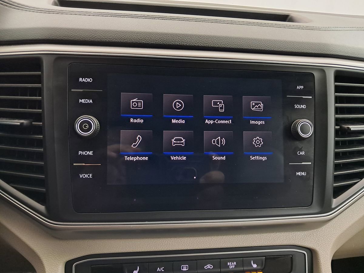 Used 2018 Volkswagen Atlas SE image 14