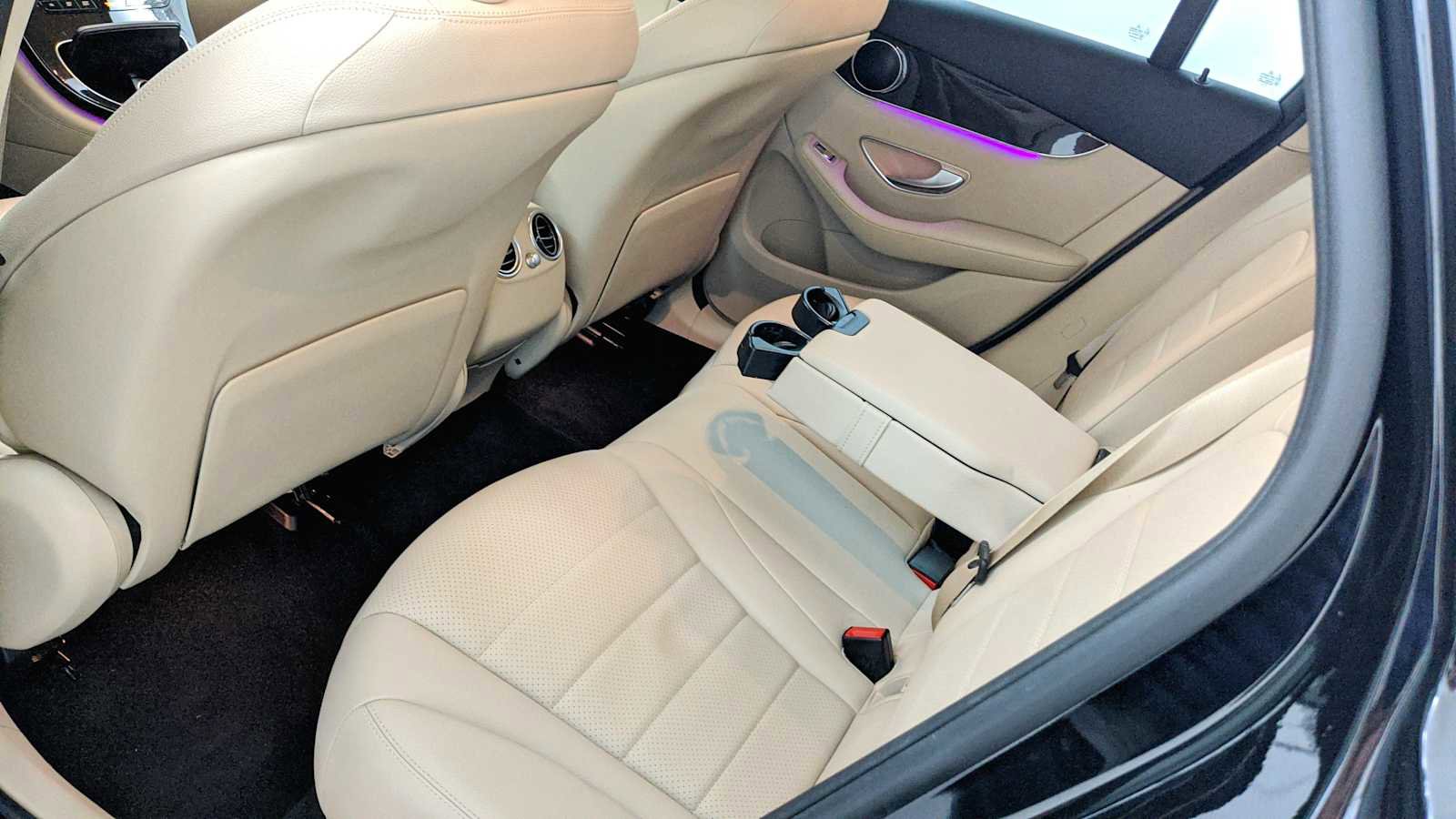 Used 2020 Mercedes-Benz GLC 300 image 19