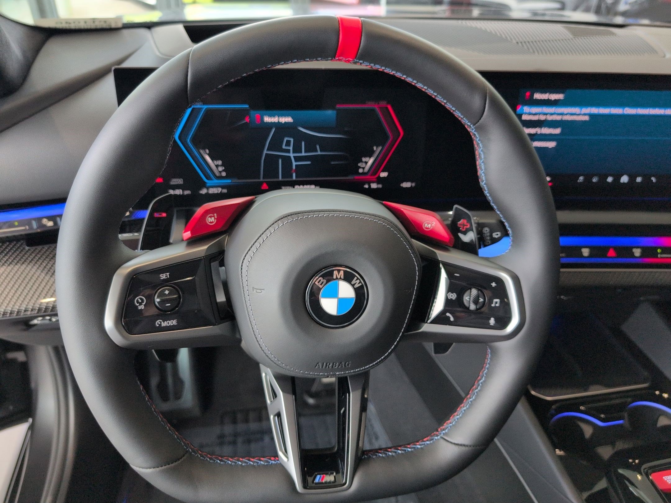 Used 2025 BMW M5 Touring w/ Executive Package image 18