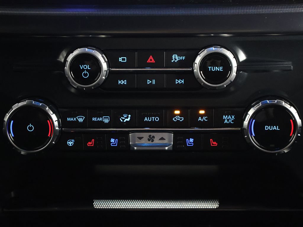 Used 2025 Ford F150 Raptor AWD/4WD image 49