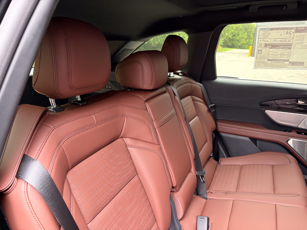 New 2026 Lincoln Nautilus Reserve AWD/4WD image 25