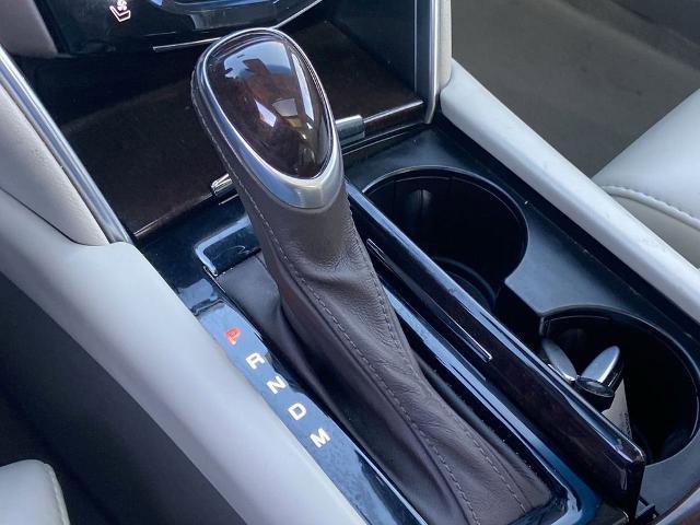 Used 2013 Cadillac XTS Platinum image 12