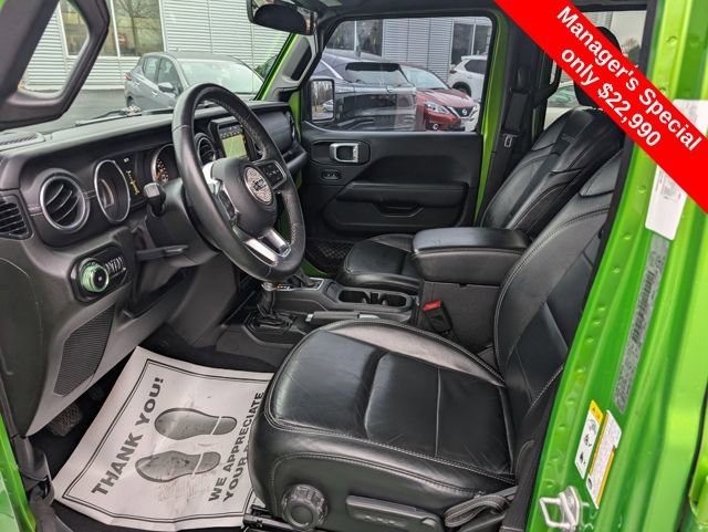 Used 2018 Jeep Wrangler Unlimited Sahara w/ Dual Top Group image 12