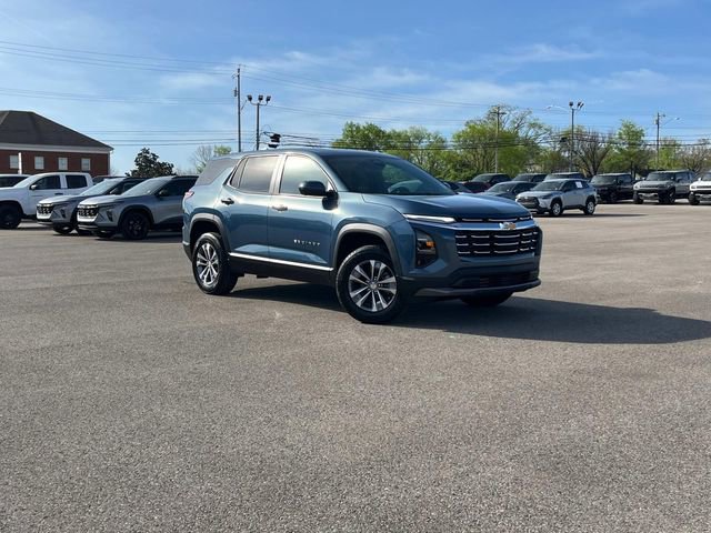 New 2026 Chevrolet Equinox LT image 2