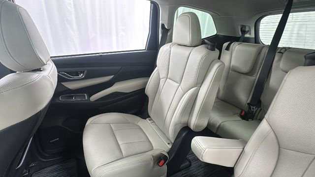 Certified 2025 Subaru Ascent Limited w/ Popular Package #2 image 16