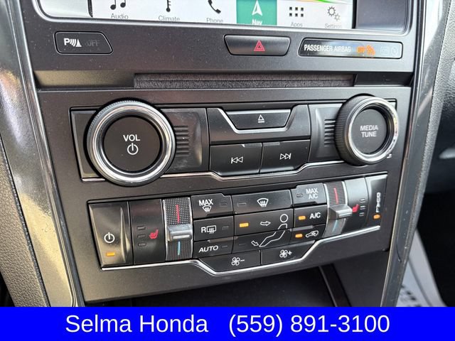 Used 2018 Ford Explorer XLT w/ Equipment Group 202A FWD image 21
