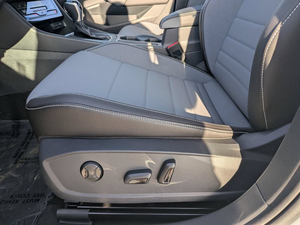 New 2026 Volkswagen Jetta SE FWD image 15