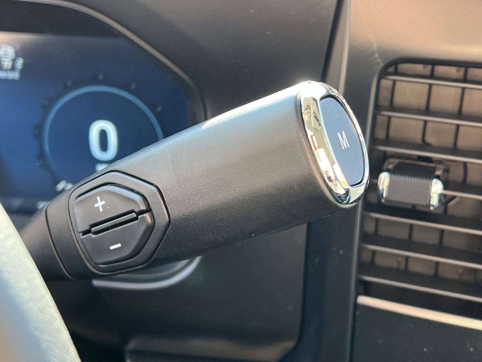 New 2026 Ford F250 Lariat w/ FX4 Off-Road Package image 22