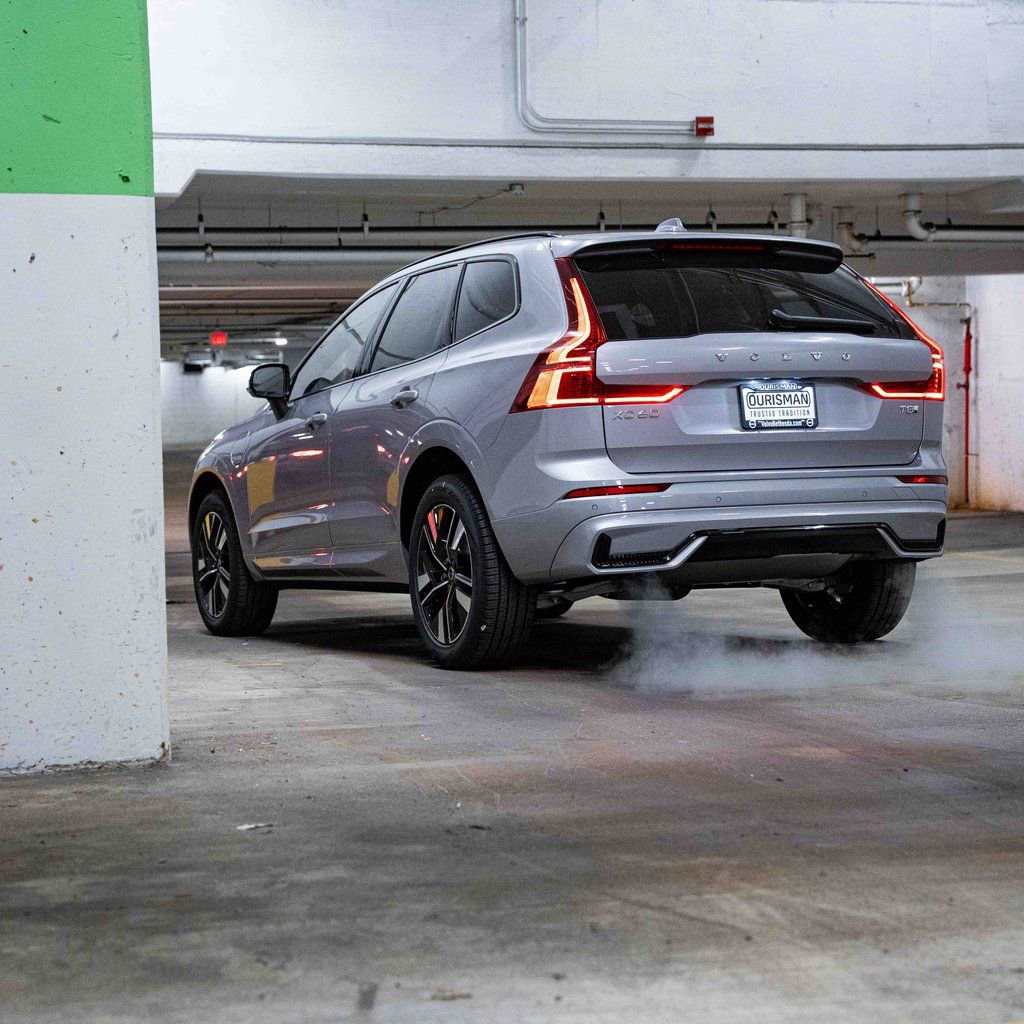 New 2026 Volvo XC60 T8 Core w/ Climate Package AWD/4WD image 5