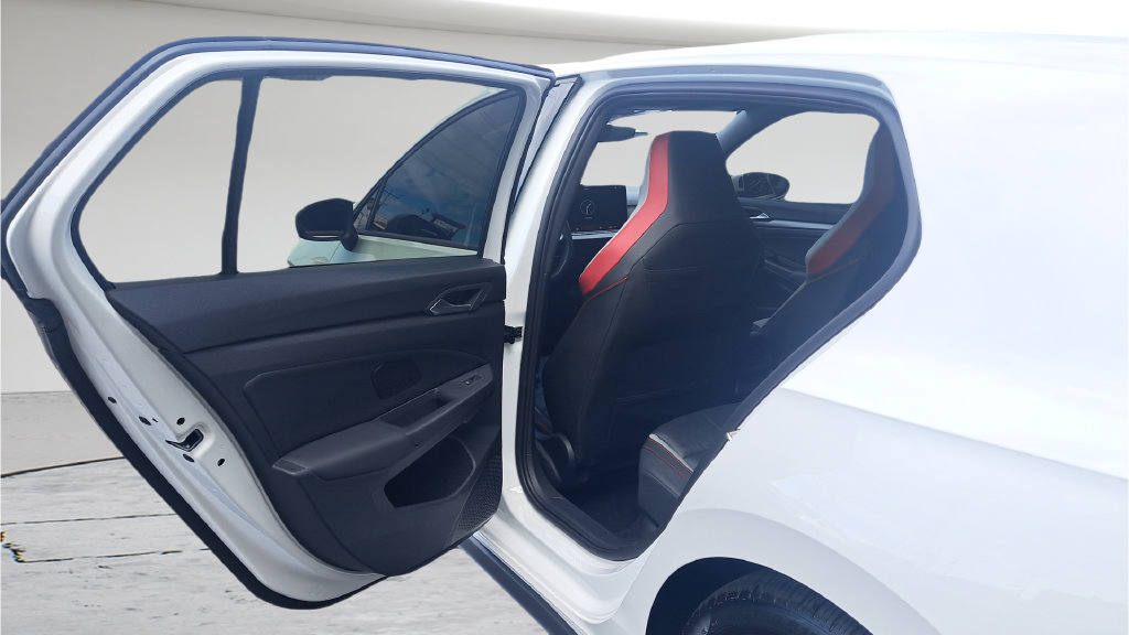 Used 2025 Volkswagen GTI SE FWD image 11