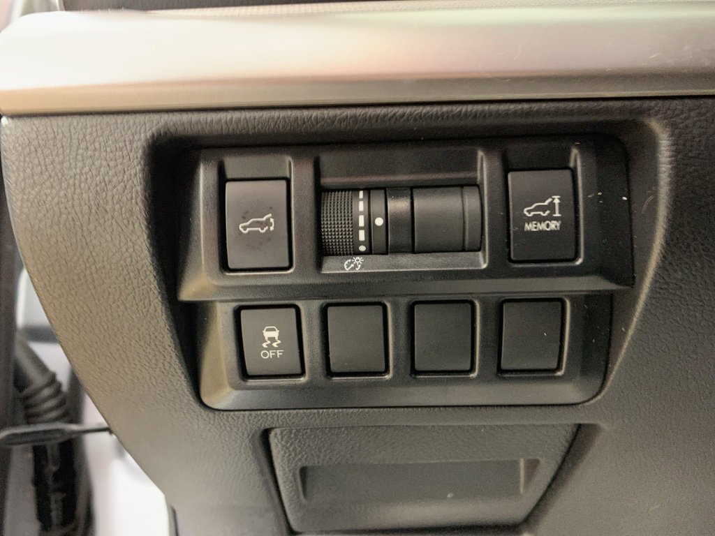 Used 2016 Subaru Outback 2.5i Premium image 19