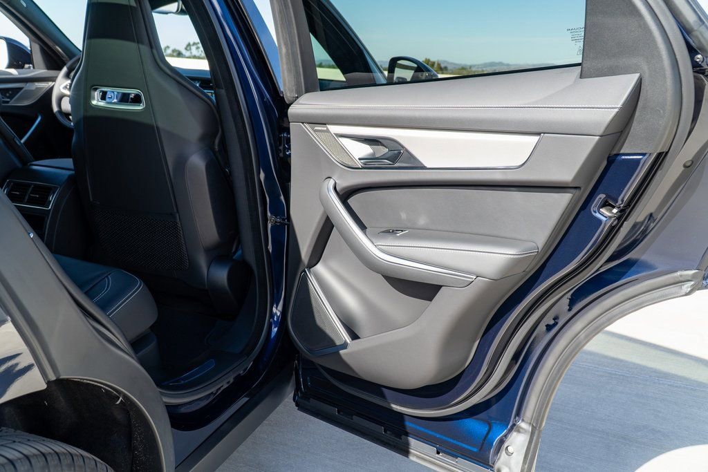 Used 2025 Jaguar F-PACE R-Dynamic S AWD/4WD image 22