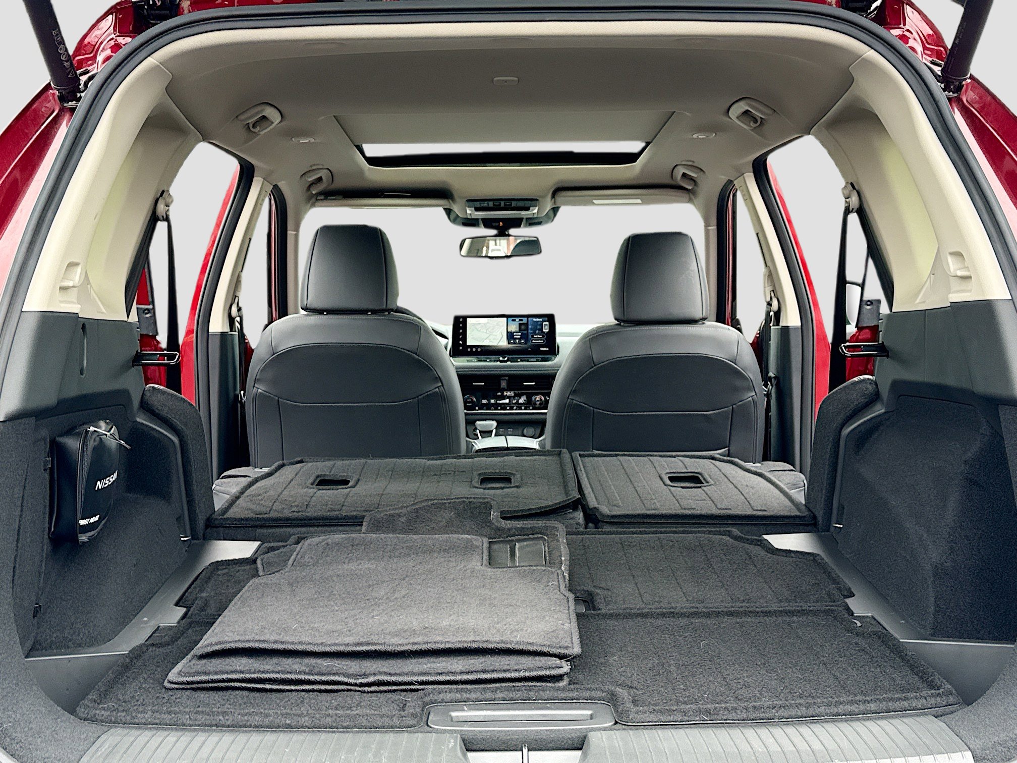 Certified 2025 Nissan Rogue SL w/ Tech Package image 7