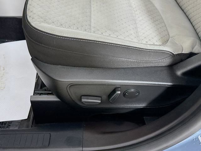Used 2023 Ford Escape Active image 18