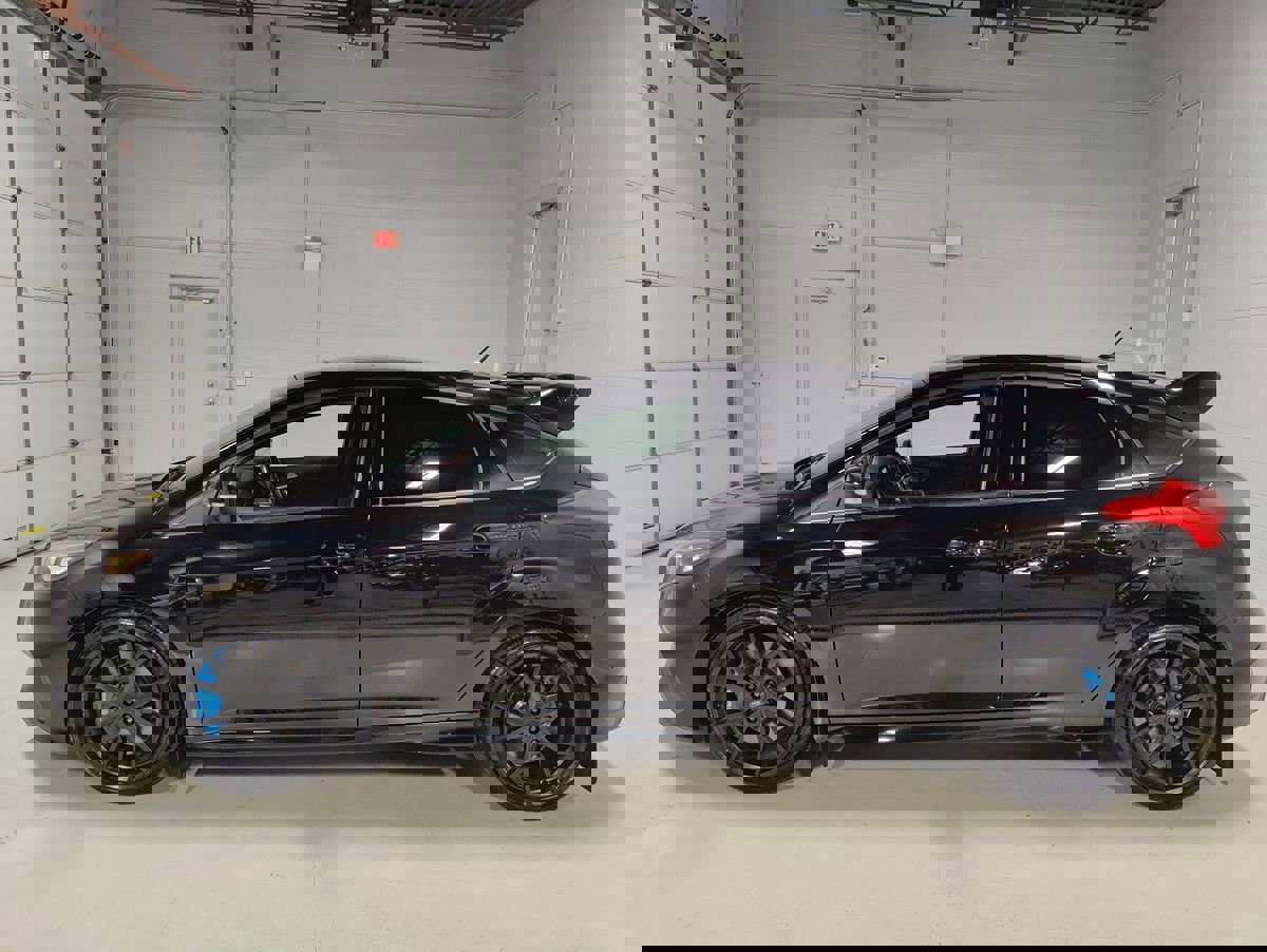 Used 2017 Ford Focus RS image 17