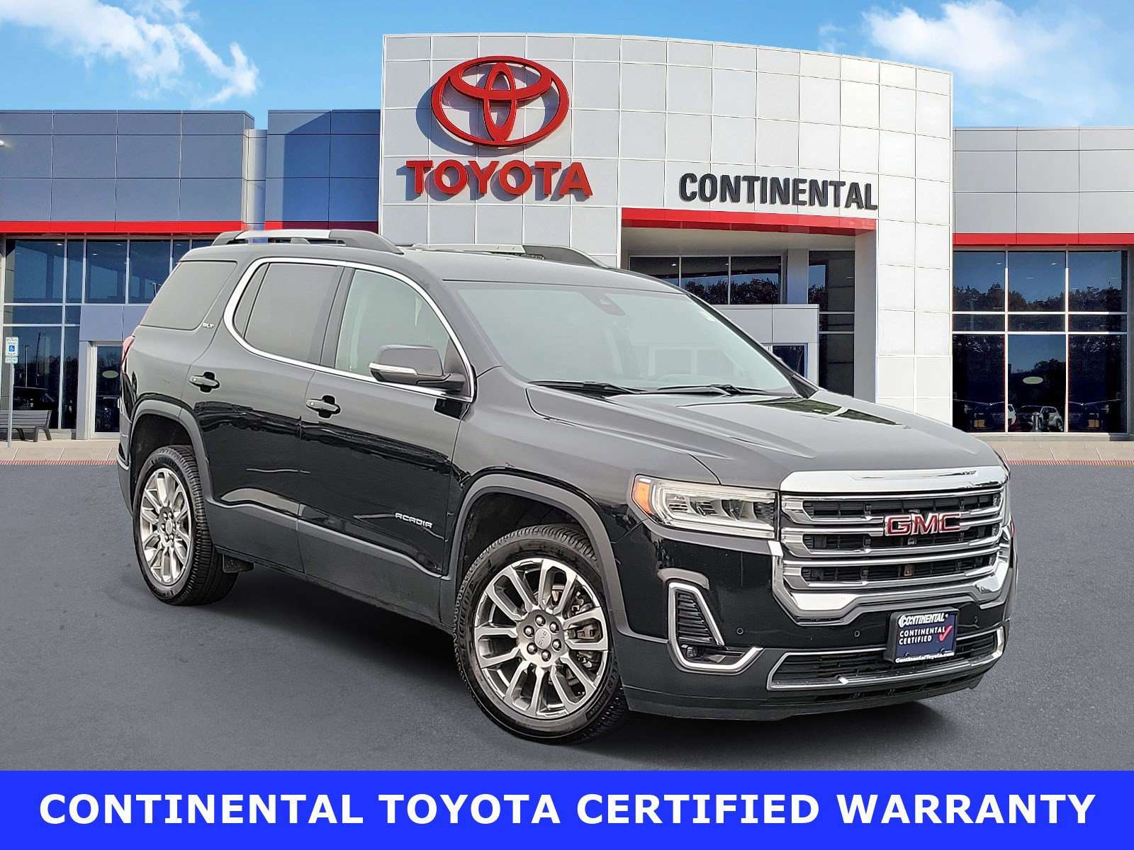 Used 2023 GMC Acadia SLT w/ Preferred Package