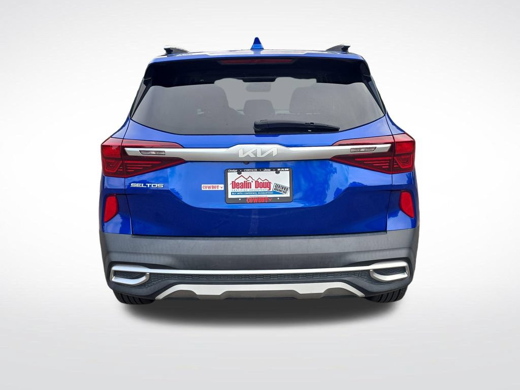 Used 2022 Kia Seltos EX AWD/4WD image 4