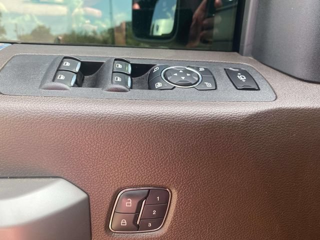 Used 2017 Ford F250 King Ranch w/ King Ranch Ultimate Package AWD/4WD image 14