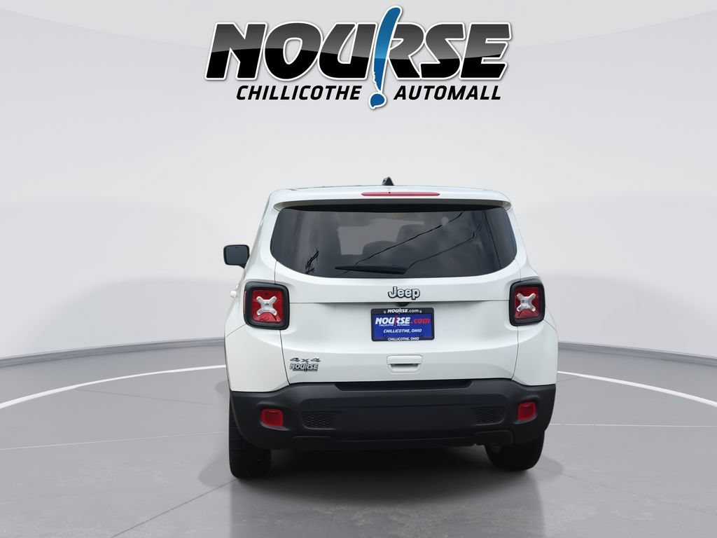 Used 2023 Jeep Renegade Latitude AWD/4WD image 7