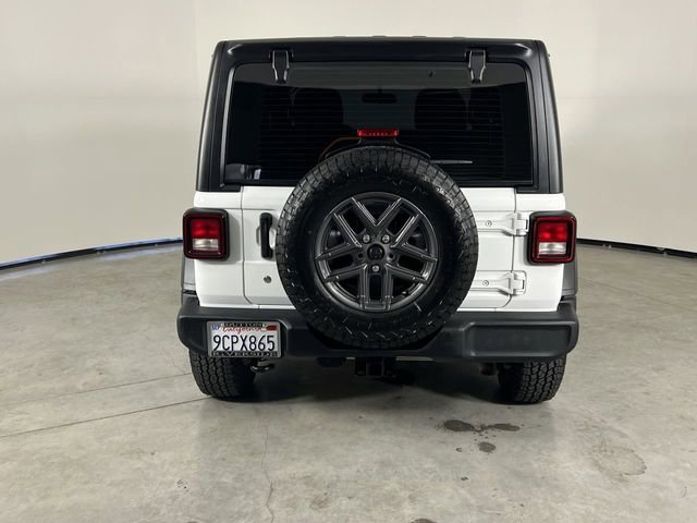 Used 2022 Jeep Wrangler Sport image 7