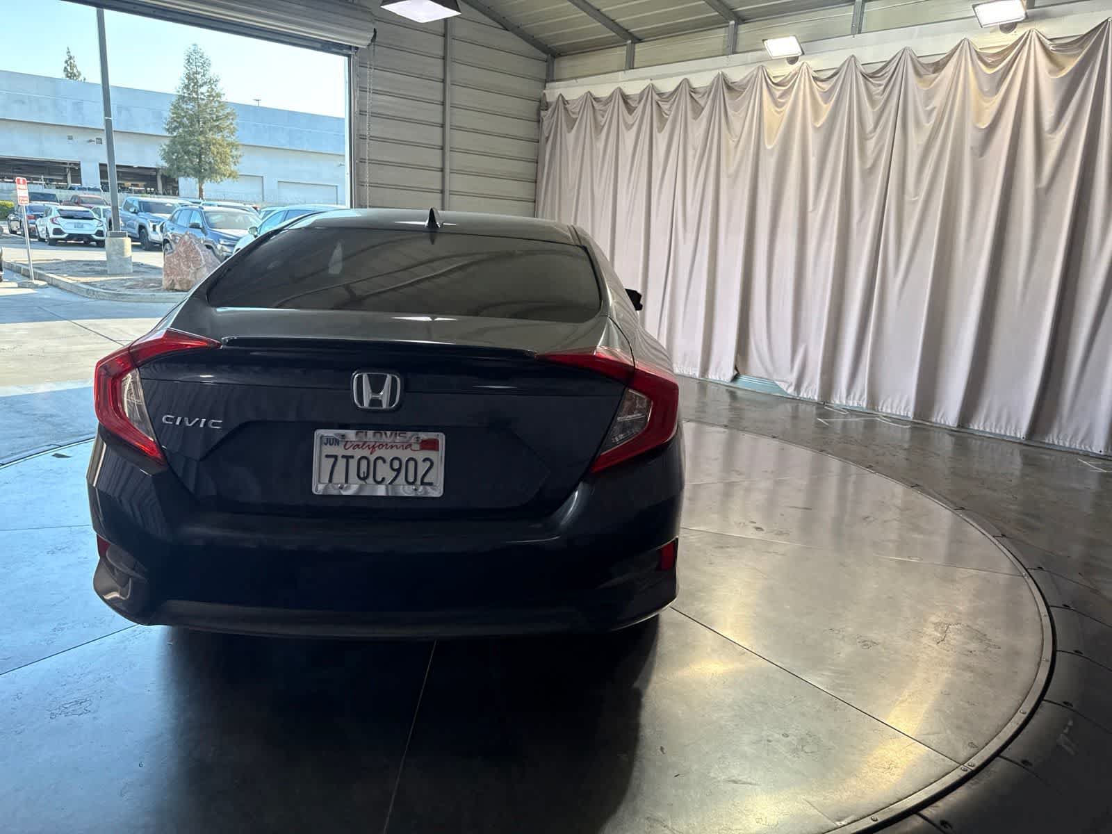 Used 2016 Honda Civic EX-T image 5