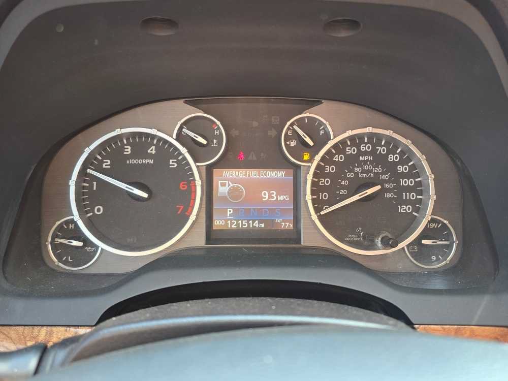 Used 2017 Toyota Tundra 1794 Edition AWD/4WD image 7
