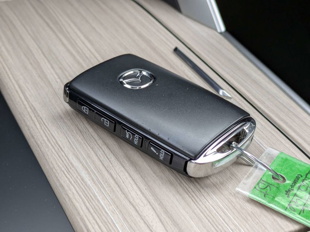 New 2026 MAZDA CX-90 Plug-In Hybrid w/ Preferred image 34