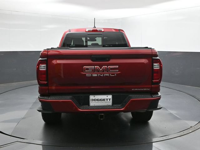 Used 2026 GMC Canyon Denali AWD/4WD image 5