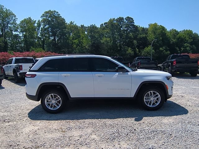 New 2026 Jeep Grand Cherokee Laredo X RWD image 6